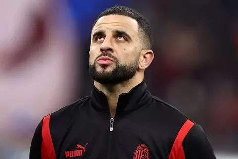 ميلان يقرر مصير ووكر قبل نهائي كأس إيطاليا